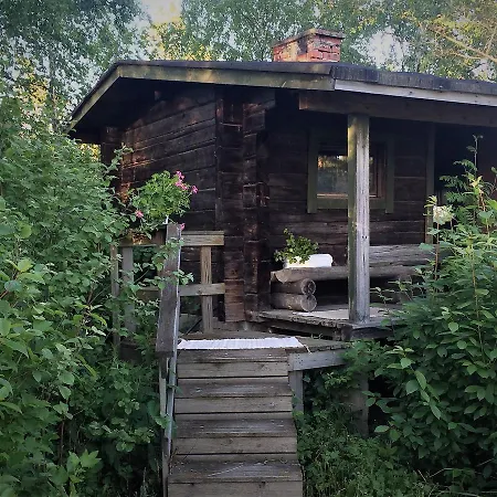 Chalet Vehmaanpirtti *