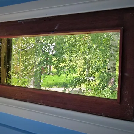 Vehmaanpirtti Chalet *