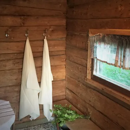 Vehmaanpirtti Chalet