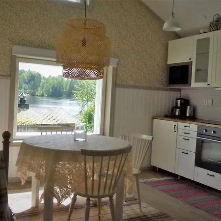 Chalet Vehmaanpirtti *