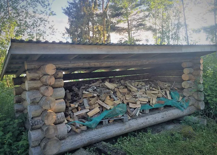 בקתה Vehmaanpirtti