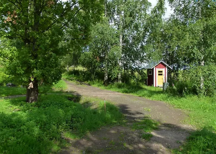 木屋 Vehmaanpirtti *